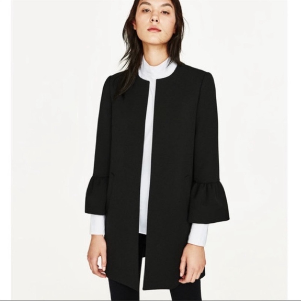 DO + BE Ruffle Classic Blazer Size Large